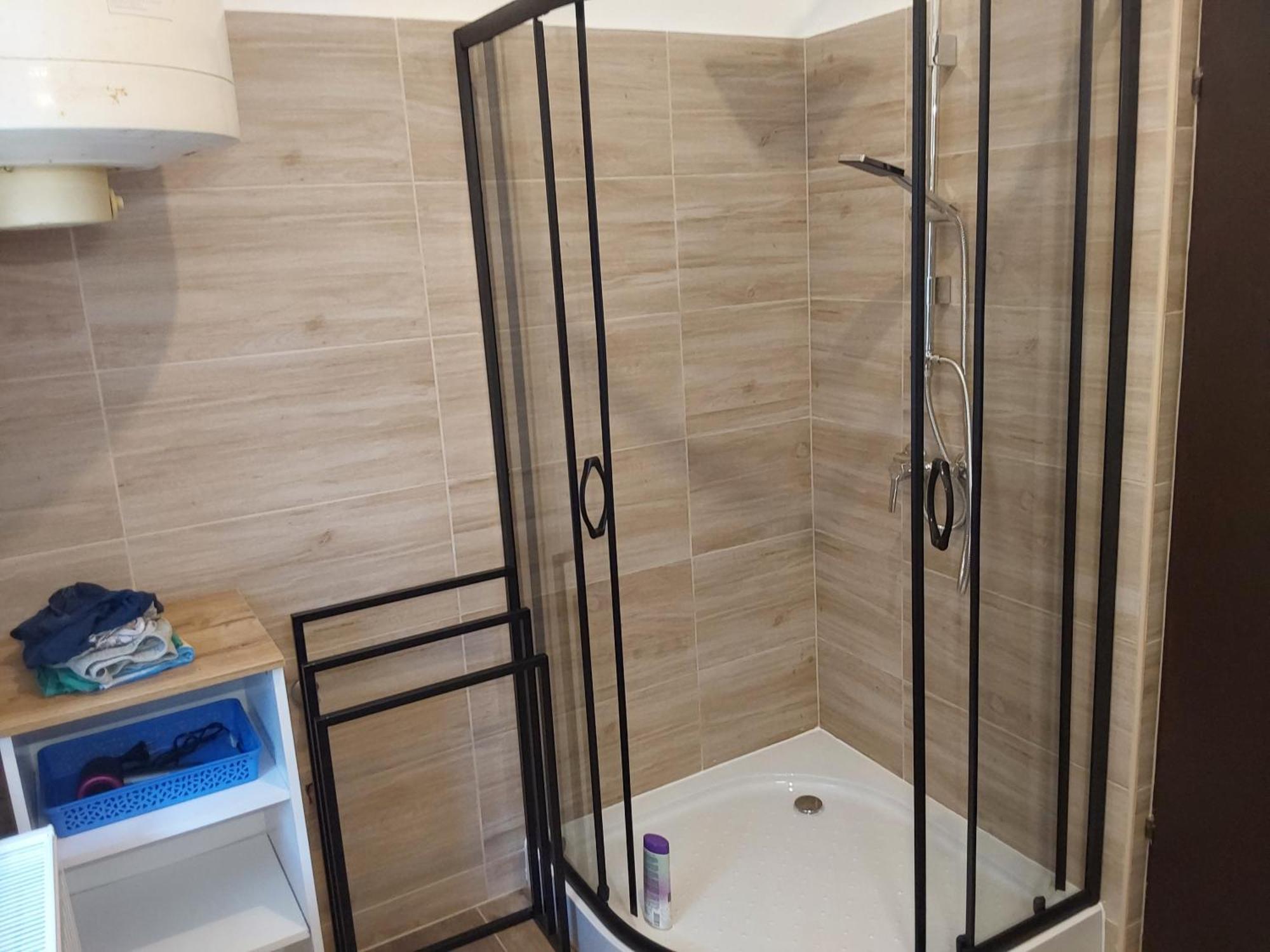 Tuerkiz Apartman - 5 Szobas 13 Fos Apartmanhaz 4Km A Balaton- Balatonszabadi Fürdőtelep 外观 照片