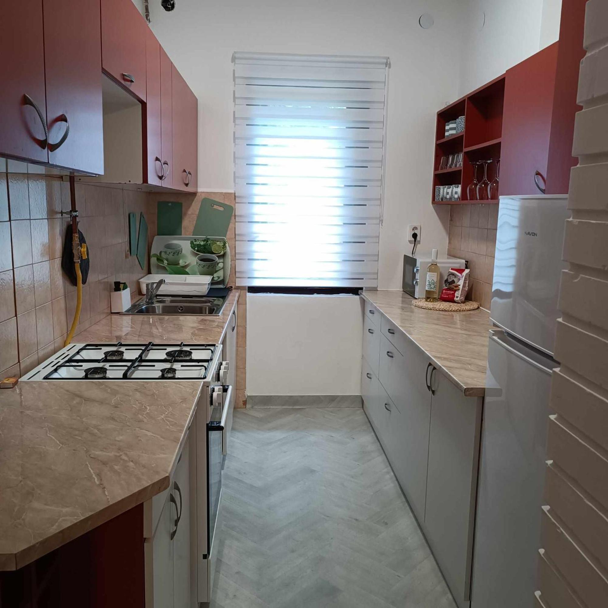 Tuerkiz Apartman - 5 Szobas 13 Fos Apartmanhaz 4Km A Balaton- Balatonszabadi Fürdőtelep 外观 照片
