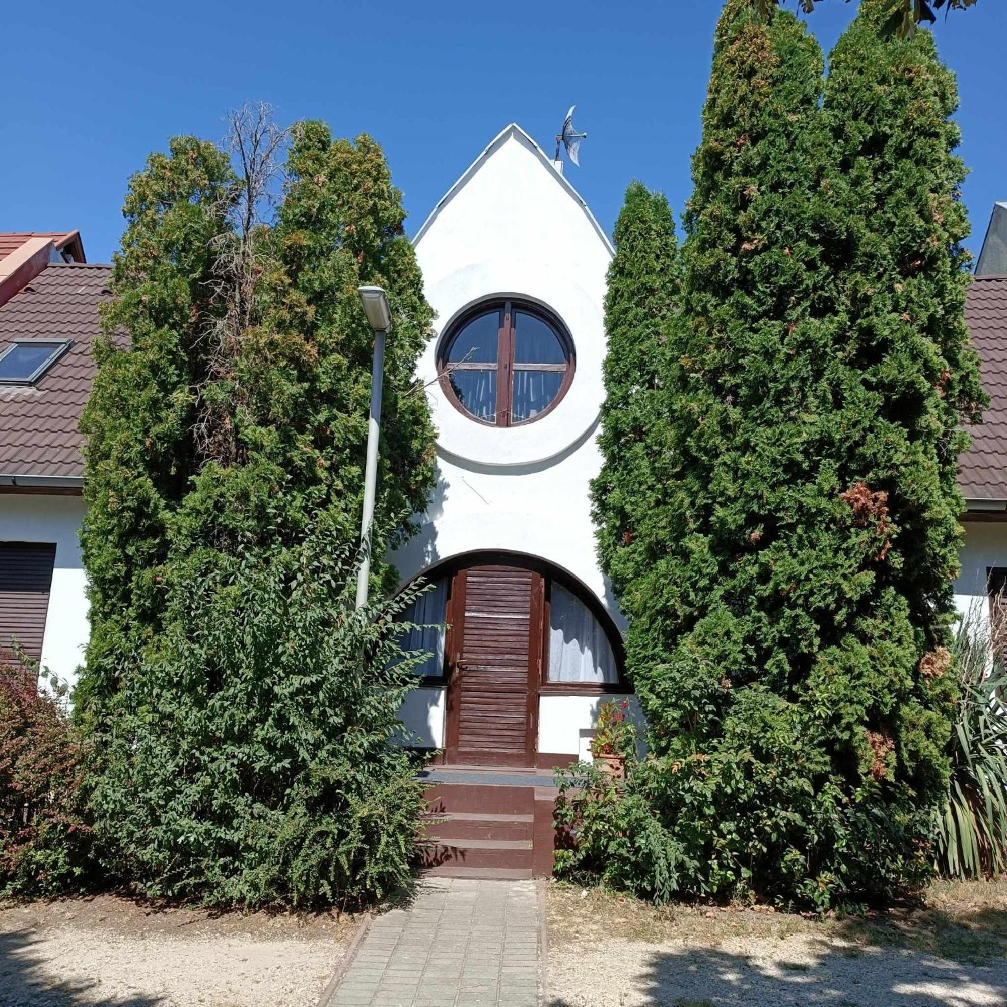 Tuerkiz Apartman - 5 Szobas 13 Fos Apartmanhaz 4Km A Balaton- Balatonszabadi Fürdőtelep 外观 照片